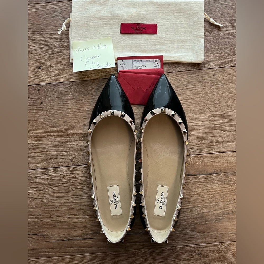 Valentino Garavani Rockstud Patent Ballet Flats